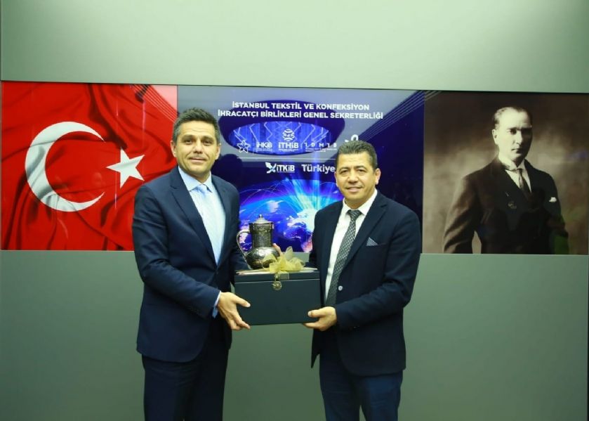 İDMİB YÖN.KUR.BŞK.SN.GÜVEN KARACA'YA TEBRİK ZİYARETİ İDMİB YÖN.KUR.BŞK.SN.GÜVEN KARACA'YA TEBRİK ZİYARETİ