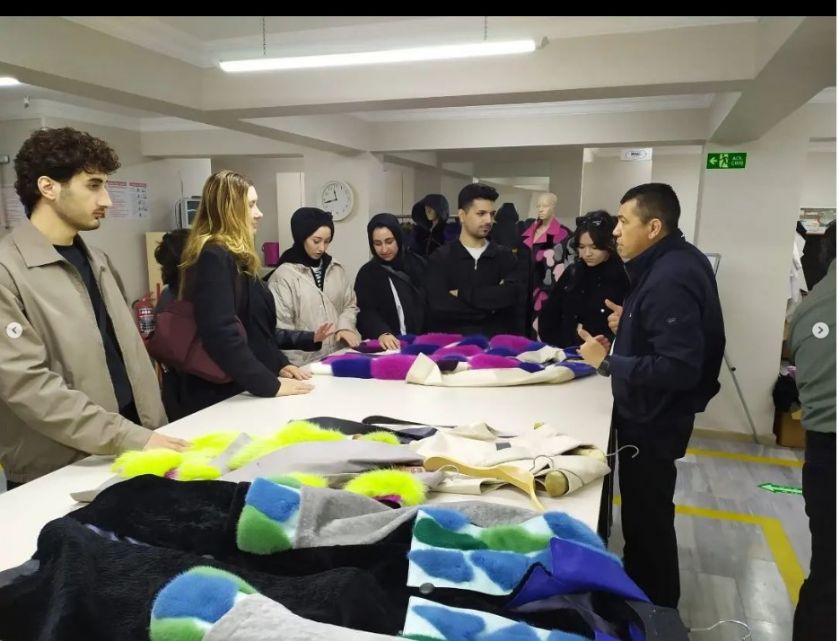 KSİAD WORKSHOP AT ZEYTINBURNU KSİAD WORKSHOP AT ZEYTINBURNU
